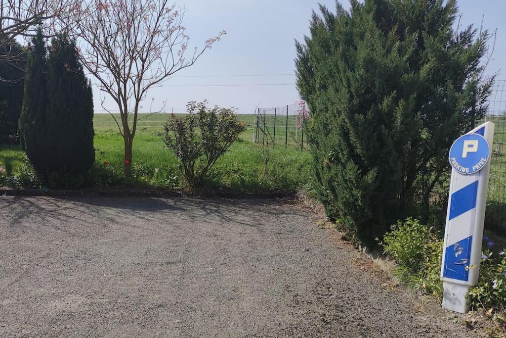הוילה Saint-Seurin-de-Palenne Gite La Metairie, Au Calme A La Campagne מראה חיצוני תמונה